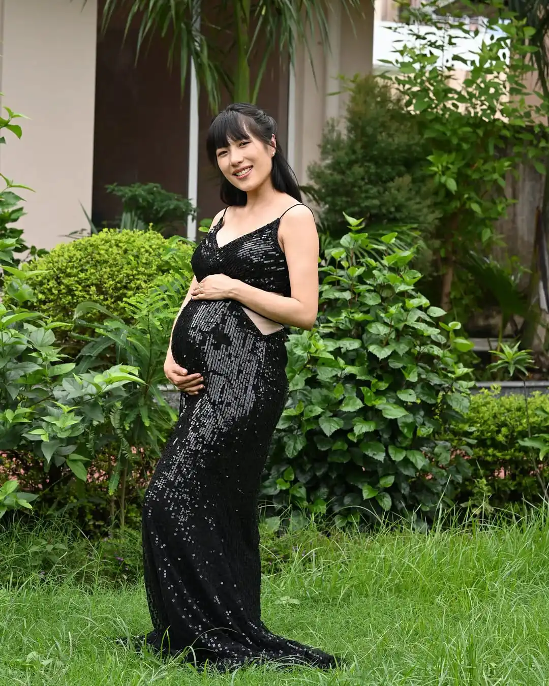 Best Maternity Photographer in Dehradun