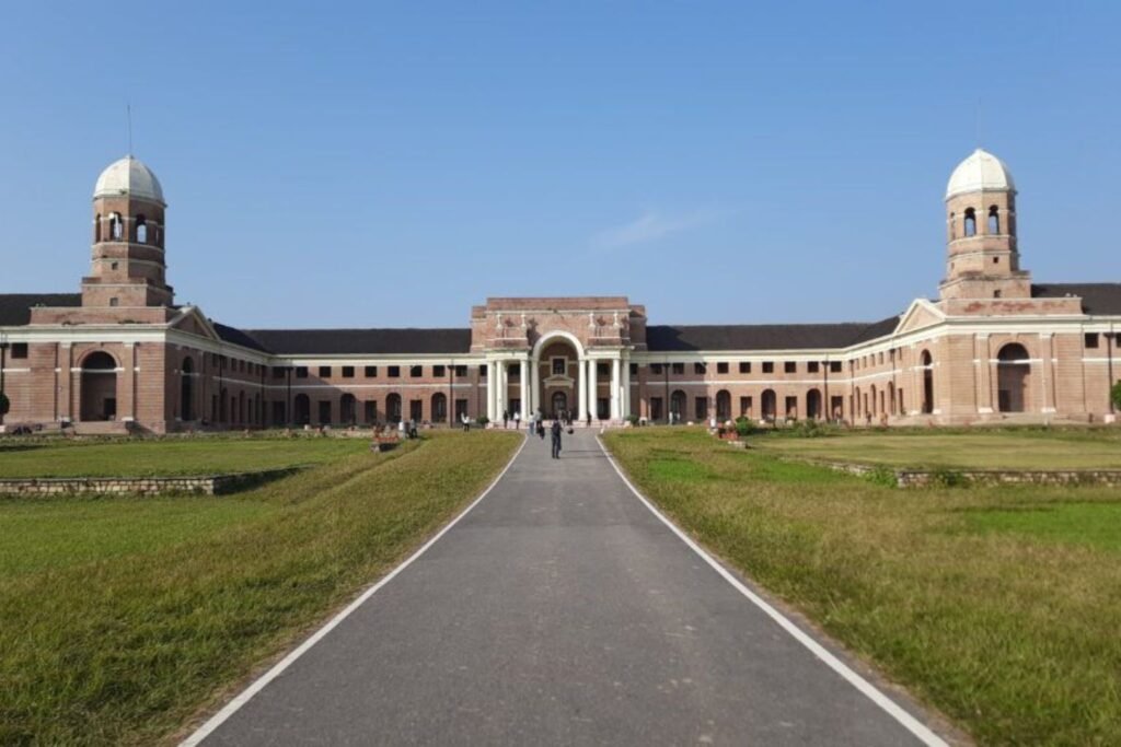 Candid and Cinematic Wedding Photography in Uttarakhand